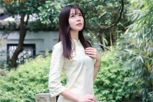 上海的 __ 寺与宗教圣地游